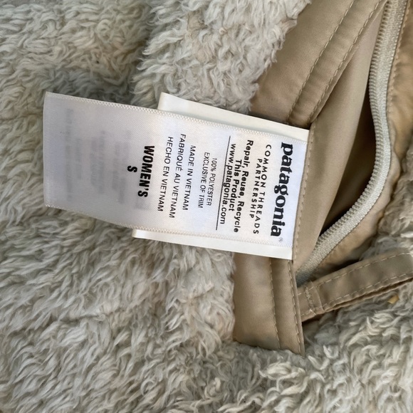 Reversible Patagonia Vest - Picture 5 of 5